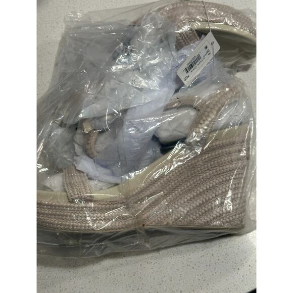 Samarra Wedges - Picture 7 of 7